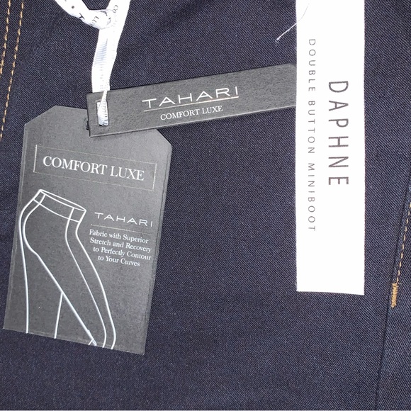 NWT TAHARI Daphne Womens 10 Double Button Mini Boot Jeans in Night Sky Dark Wash - Picture 6 of 11